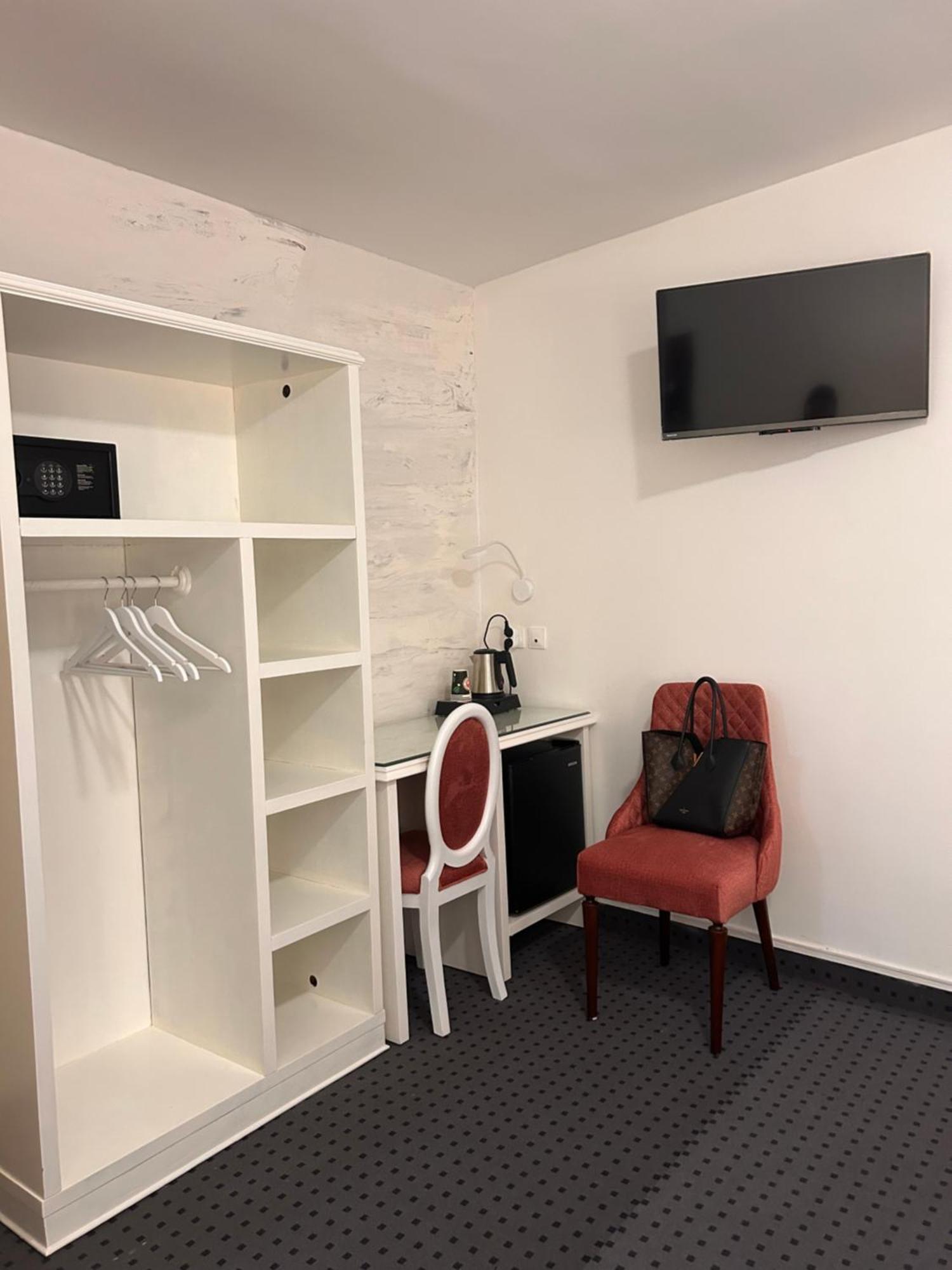 Hotel Grand Paris Villejuif Ngoại thất bức ảnh