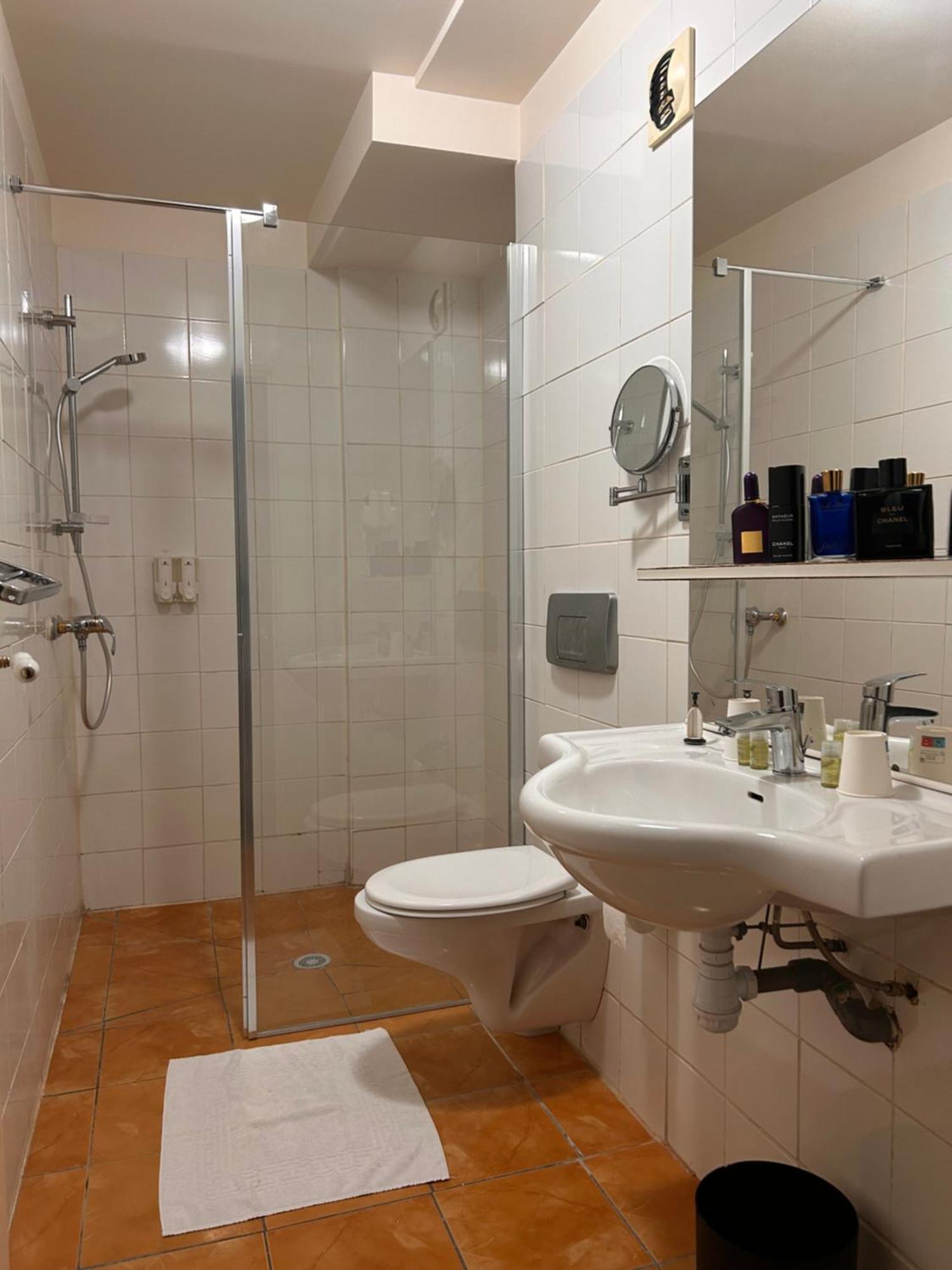 Hotel Grand Paris Villejuif Ngoại thất bức ảnh