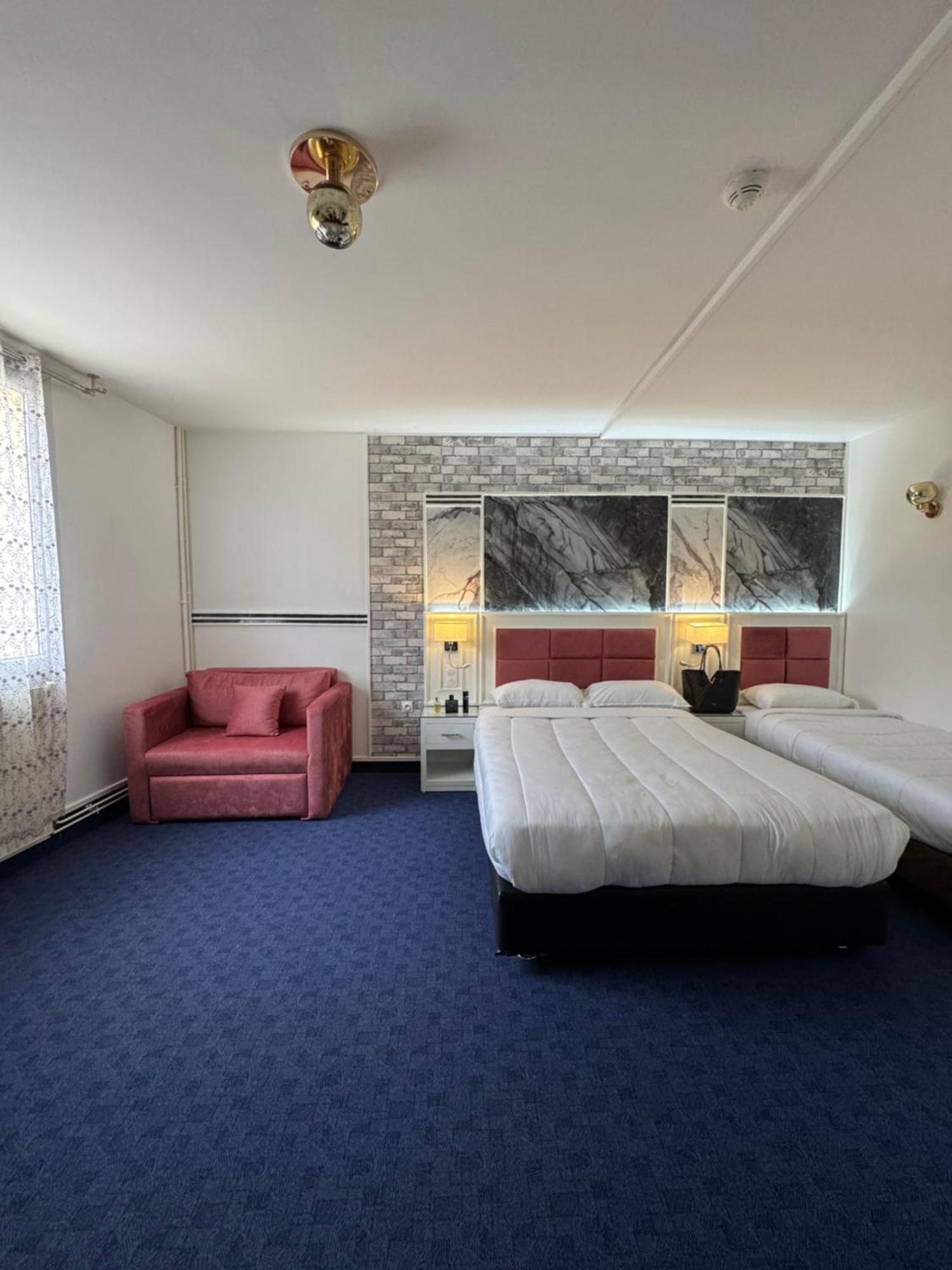 Hotel Grand Paris Villejuif Ngoại thất bức ảnh